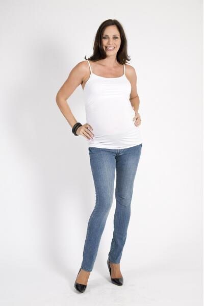 Szabo Maternity Skinny Jeans - Bleached Denim